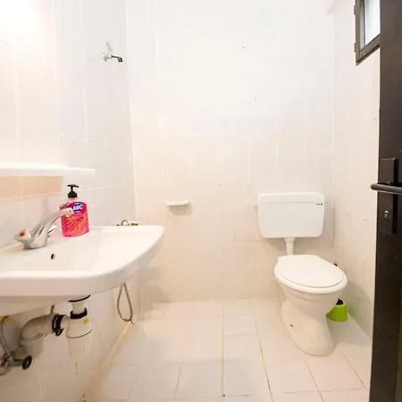Villa Peaceful With Shared Pool, Balcony, Terrace And Backyard In Bodrum *